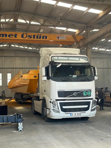 İzmir - Ankara 20 metre uzun 4.20 geniş Tavan vinci
